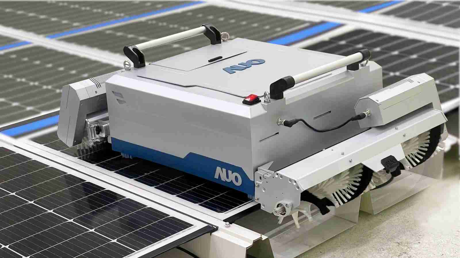 开云电子致力EPC场域技术升级，，，导入清洁机器人搭配传感器与AI数据分析，，，大幅减少维运成本